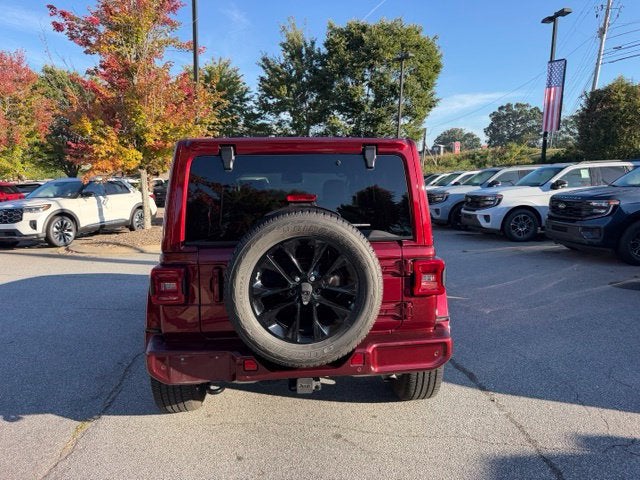 2021 Jeep Wrangler Unlimited Sahara High Altitude