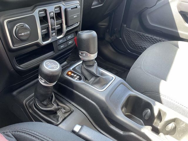 2021 Jeep Gladiator Willys