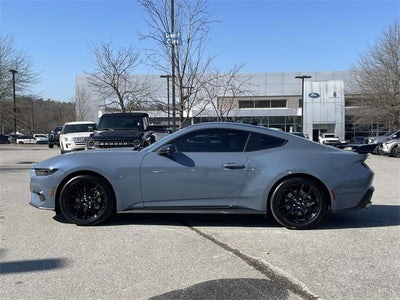 2025 Ford Mustang EcoBoost