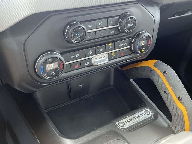 Photo 32