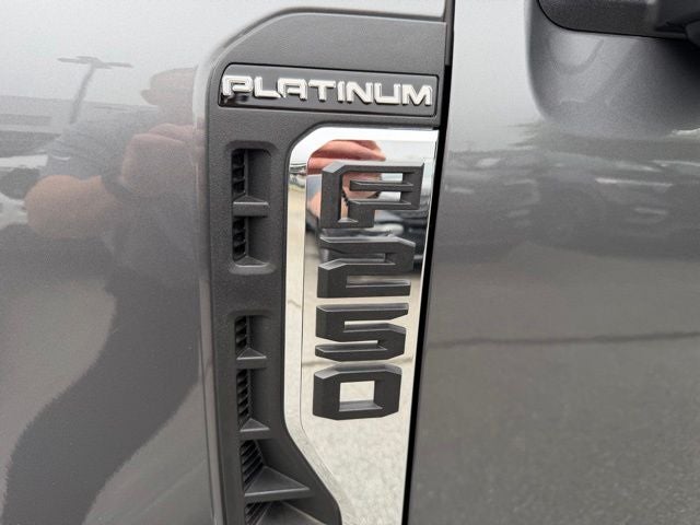 2024 Ford F-250SD Platinum