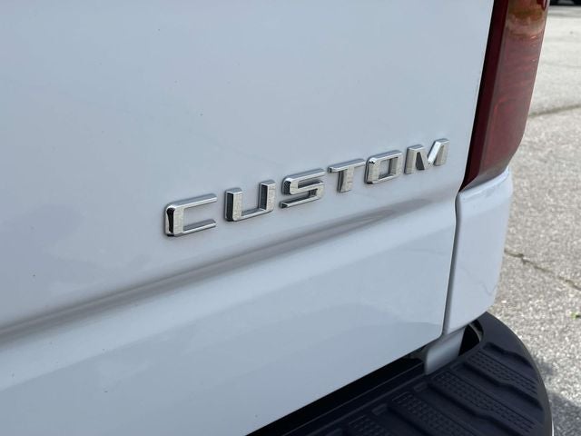 2024 Chevrolet Silverado 1500 Custom
