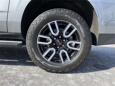 2024 GMC Yukon XL AT4