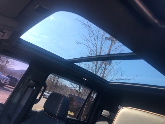 2024 GMC Yukon XL AT4