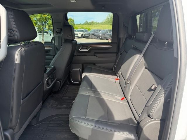 2025 GMC Sierra 3500HD Denali