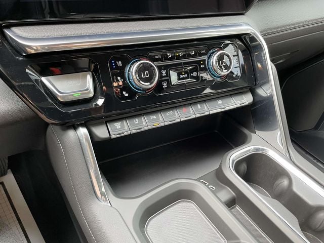 2025 GMC Sierra 3500HD Denali