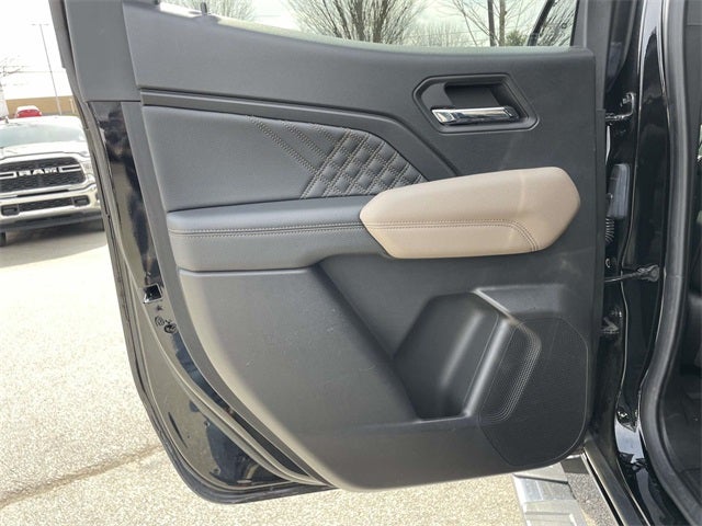 2023 GMC Canyon Denali