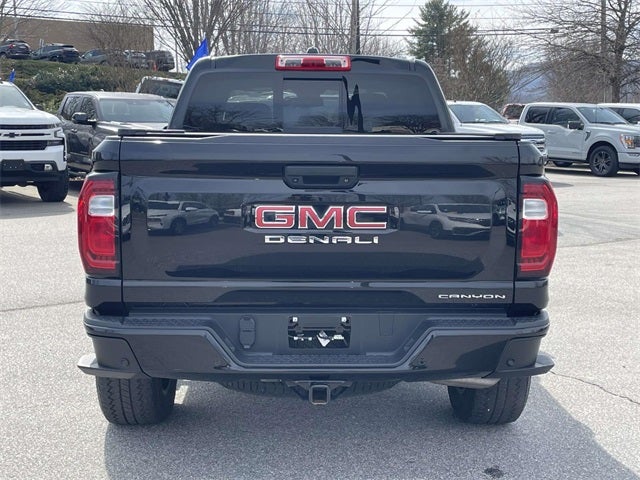 2023 GMC Canyon Denali