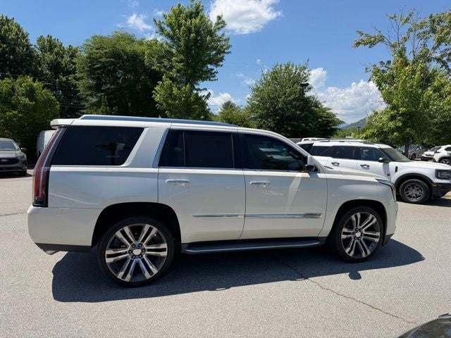 2015 Cadillac Escalade Luxury