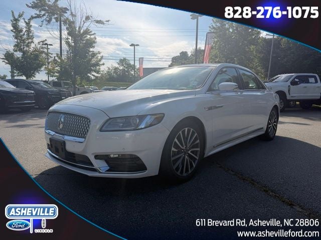 2017 Lincoln Continental Select AWD's photo