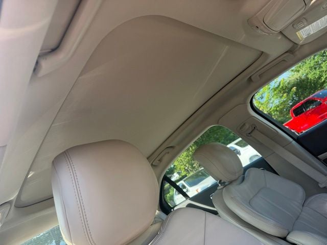 2017 Lincoln Continental Select