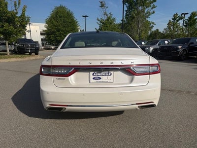 2017 Lincoln Continental Select