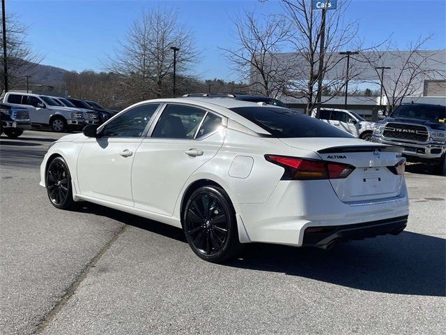 2022 Nissan Altima 2.5 SR