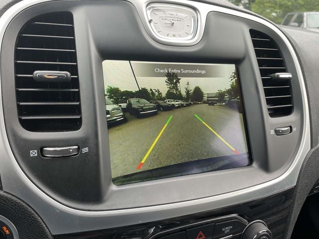2021 Chrysler 300 Touring