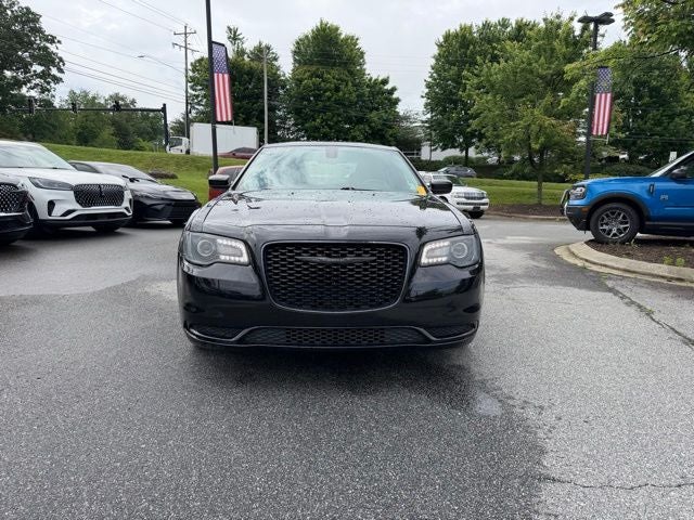 2021 Chrysler 300 Touring