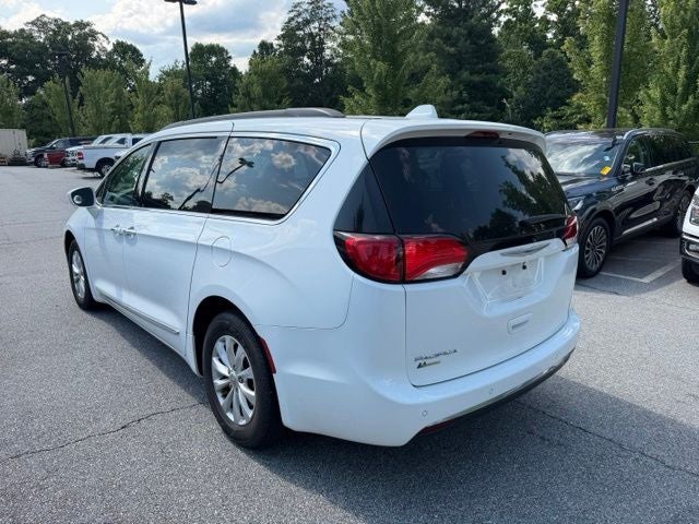 2017 Chrysler Pacifica Touring L