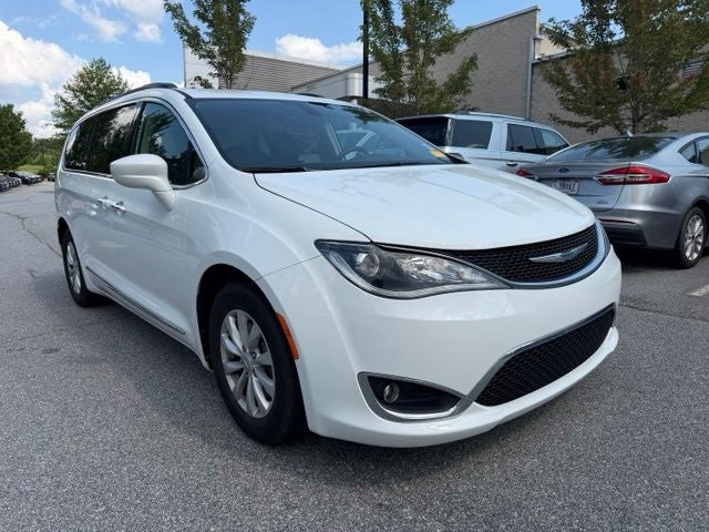2017 Chrysler Pacifica Touring L
