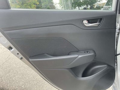 2022 Hyundai Accent SE