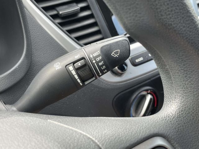 2022 Hyundai Accent SE