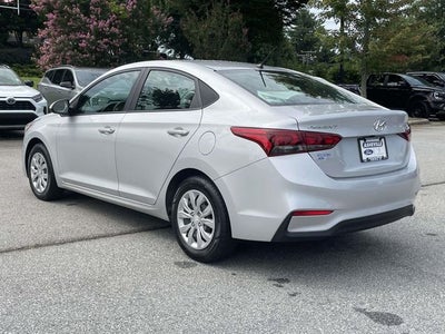 2022 Hyundai Accent SE