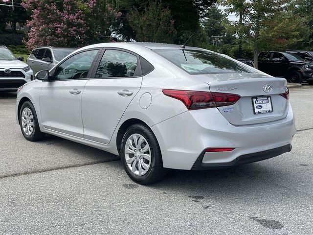 2022 Hyundai Accent SE