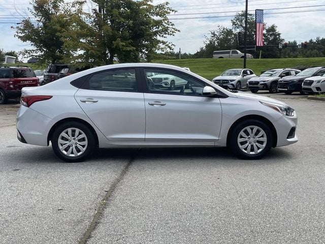 2022 Hyundai Accent SE