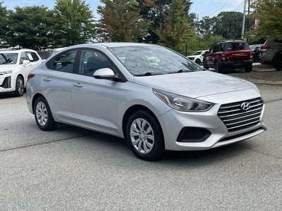 2022 Hyundai Accent SE