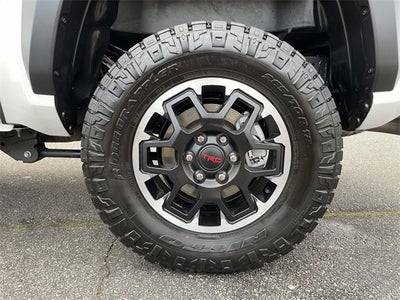 2025 Toyota Tacoma Hybrid TRD Off Road