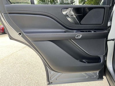2023 Lincoln Aviator Standard