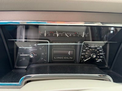 2014 Lincoln Navigator Base