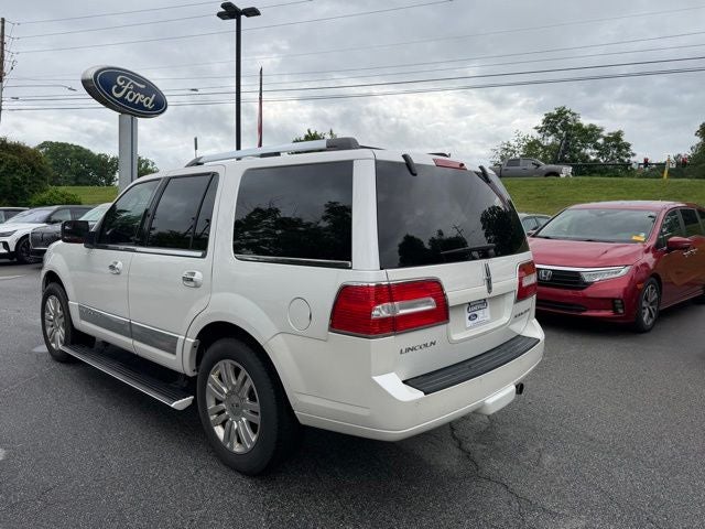 2014 Lincoln Navigator Base