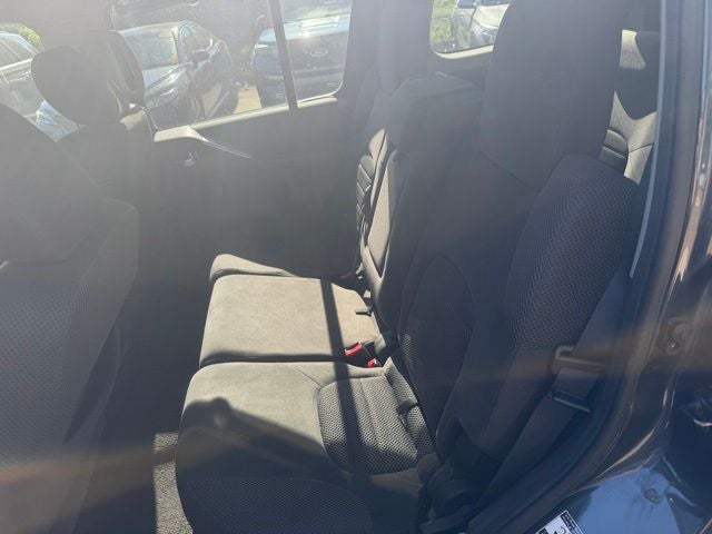 2012 Nissan Pathfinder SV