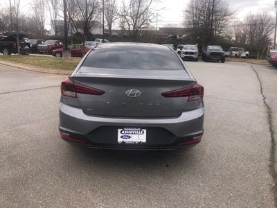 2019 Hyundai Elantra SE