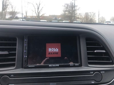 2019 Hyundai Elantra SE