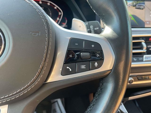 2021 BMW X7 M50i