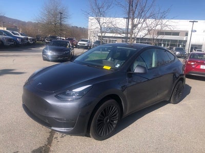 2025 Tesla Model Y Long Range