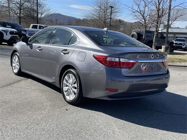 2015 Lexus ES 300h