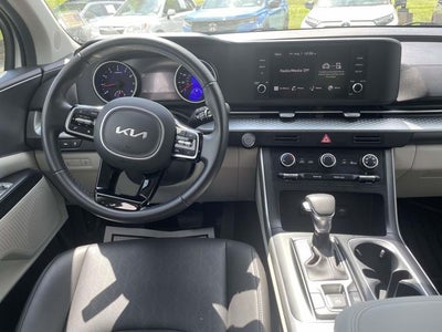 2023 Kia Carnival LX Seat Package