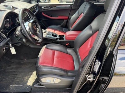 2018 Porsche Macan Base