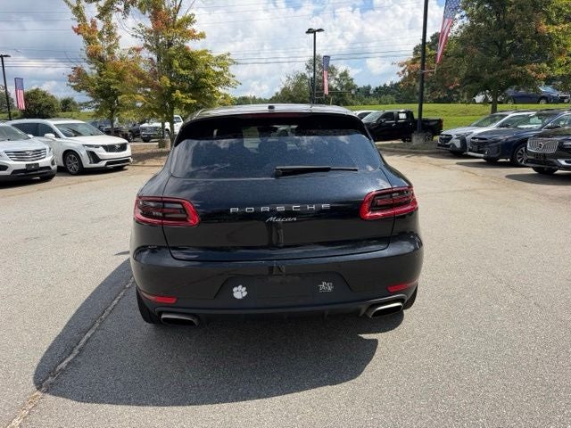2018 Porsche Macan Base