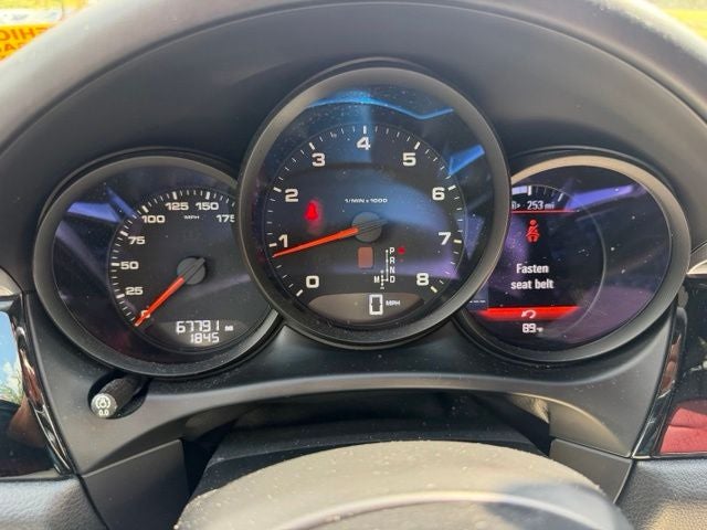 2018 Porsche Macan Base