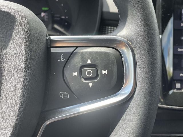2022 Volvo XC40 Recharge Pure Electric P8 Ultimate