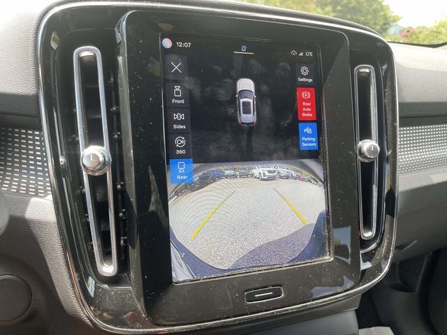 2022 Volvo XC40 Recharge Pure Electric P8 Ultimate