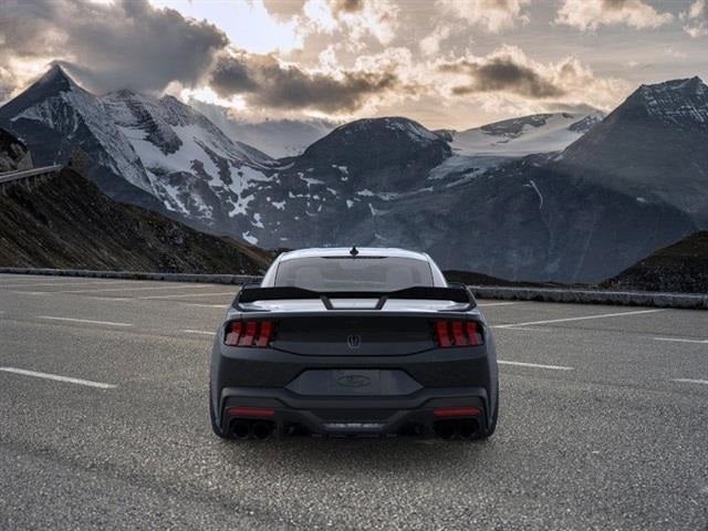 2025 Ford Mustang Dark Horse