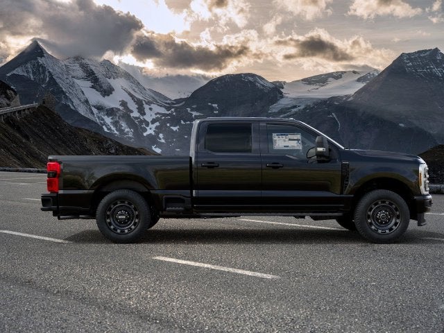 2027 Ford F-250SD XLT