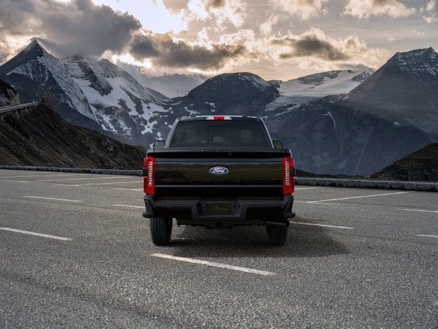 2027 Ford F-250SD XLT