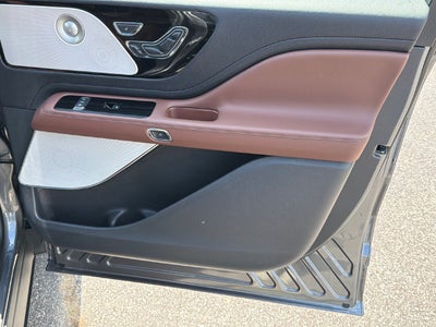 2027 Lincoln Aviator Reserve