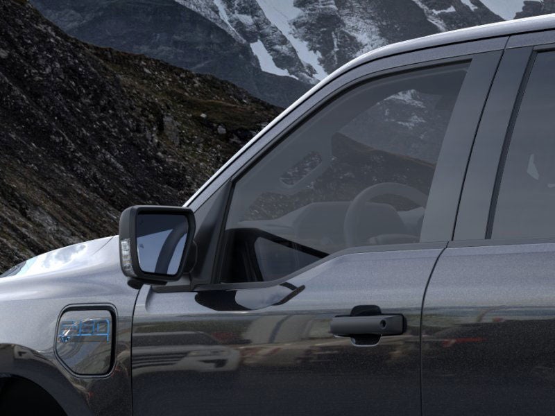 2025 Ford F-150 Lightning XLT